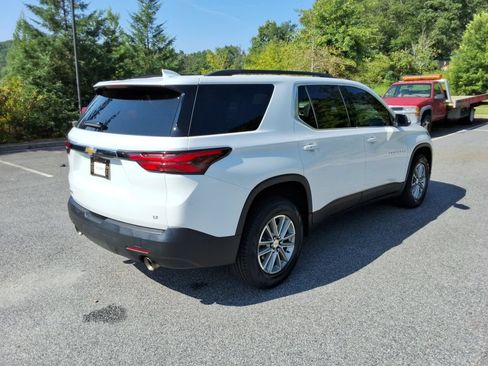Certified 2023 Chevrolet Traverse LT FWD image 5