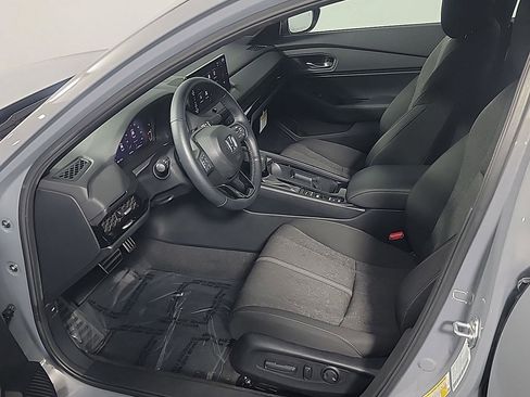 Certified 2025 Honda Accord Sport image 18