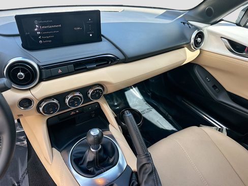 Used 2024 MAZDA MX-5 Miata Grand Touring image 23
