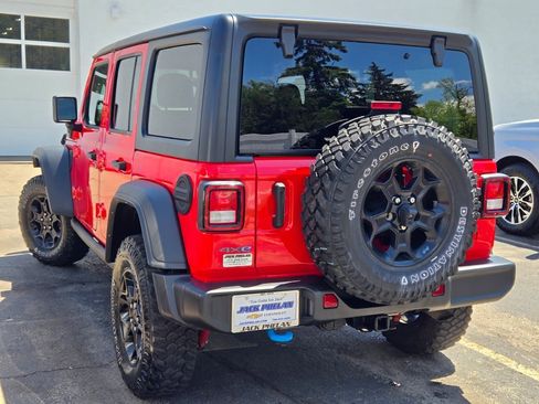 Used 2023 Jeep Wrangler Unlimited w/ Cold Weather Group AWD/4WD image 14