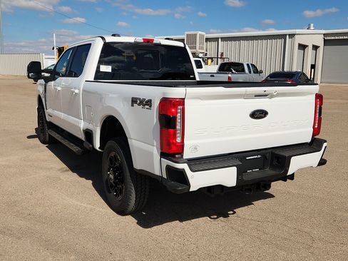 New 2026 Ford F250 Lariat w/ Black Appearance Package AWD/4WD image 3