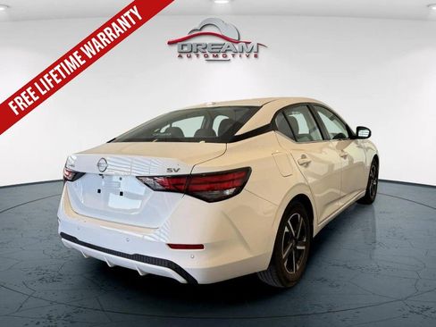 Used 2024 Nissan Sentra SV FWD image 19