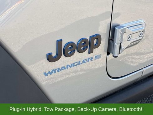 Used 2023 Jeep Wrangler Unlimited AWD/4WD image 20