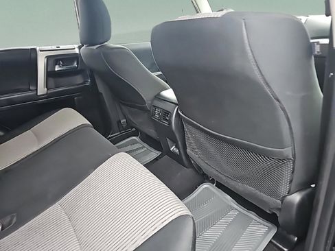 Used 2020 Toyota 4Runner SR5 image 29