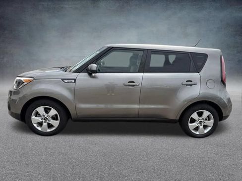 Used 2019 Kia Soul w/ Convenience Package FWD image 10