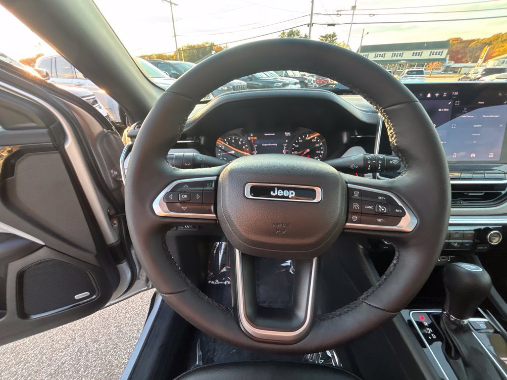 Certified 2024 Jeep Compass Limited w/ Sun and Sound Group AWD/4WD image 12