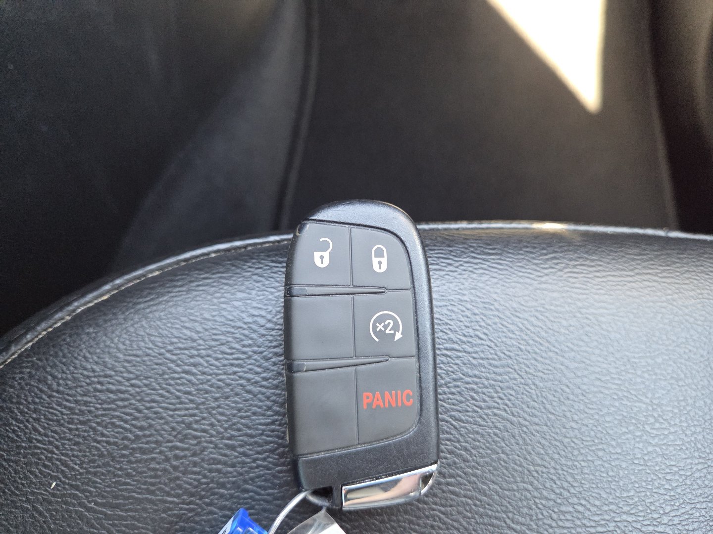 Used 2025 Jeep Compass Limited AWD/4WD image 29