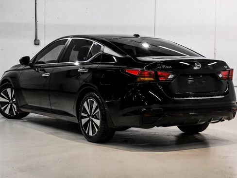 Used 2021 Nissan Altima 2.5 SV image 12