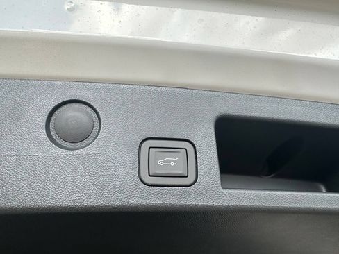 New 2027 GMC Terrain AT4 w/ Convenience Package III AWD/4WD image 31