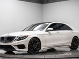 Used 2015 Mercedes-Benz S 63 AMG 4MATIC Sedan w/ Driver Assistance Package image 2