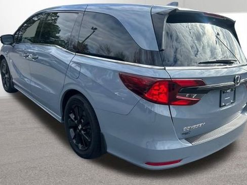 Used 2023 Honda Odyssey Sport image 5
