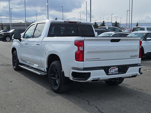 Used 2021 Chevrolet Silverado 1500 High Country w/ Z71 Off-Road Package AWD/4WD image 5