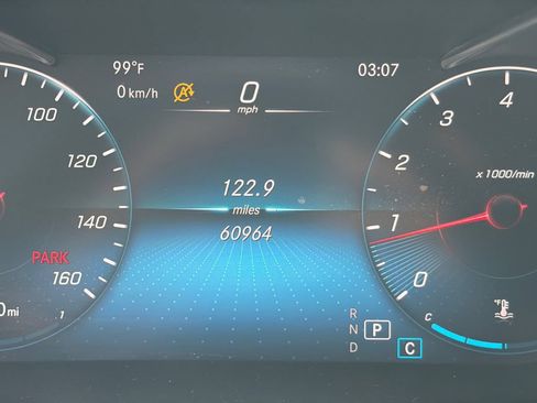Used 2021 Mercedes-Benz C 300 Sedan image 28