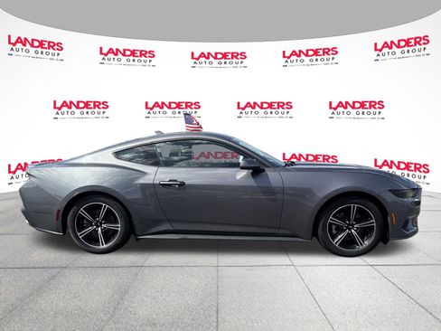 Used 2025 Ford Mustang Premium RWD image 2