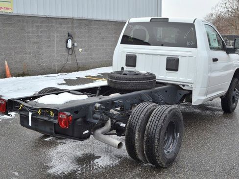 New 2026 RAM 3500 Tradesman image 8