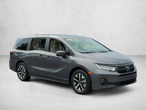 Used 2026 Honda Odyssey EX-L image 3