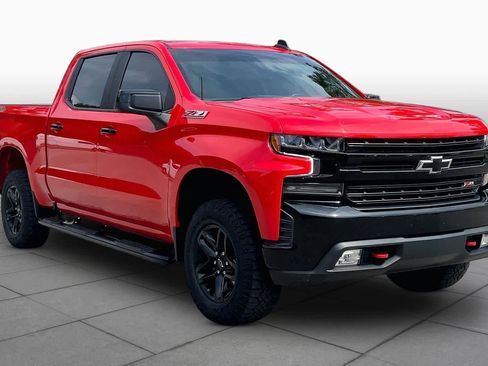 Used 2021 Chevrolet Silverado 1500 LT Trail Boss w/ Convenience Package II AWD/4WD image 2