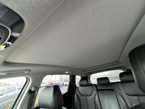 Used 2023 Hyundai Santa Fe Limited AWD/4WD image 28