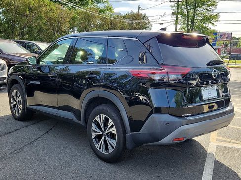 Used 2021 Nissan Rogue SV AWD/4WD image 4