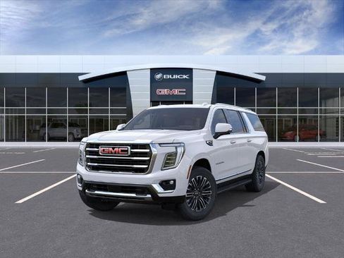 New 2026 GMC Yukon XL Elevation w/ Elevation Premium Package AWD/4WD image 8