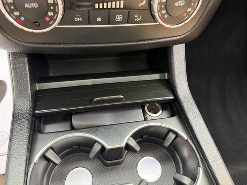Used 2017 Mercedes-Benz GLS 450 4MATIC image 24