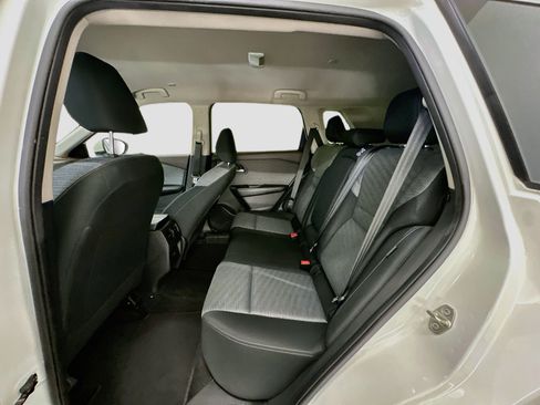 Used 2023 Nissan Rogue SV AWD/4WD image 28