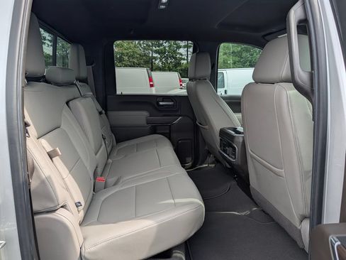 Used 2021 GMC Sierra 2500 SLT w/ SLT Convenience Package AWD/4WD image 15