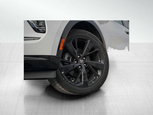 New 2025 Buick Envision Sport Touring image 6