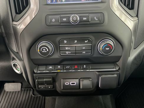 New 2026 Chevrolet Silverado 1500 Custom w/ Turbomax Blackout Package AWD/4WD image 16