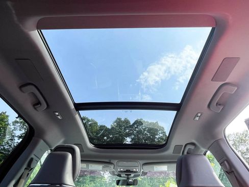 Used 2020 Lincoln Aviator Reserve w/ Equipment Group 201A RWD image 15