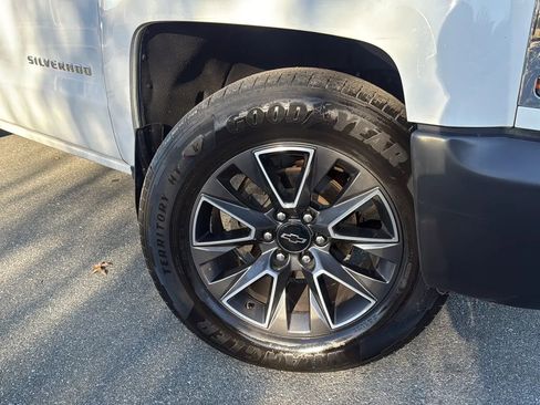 Used 2018 Chevrolet Silverado 1500 W/T w/ WT Fleet Convenience Package image 3