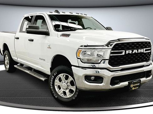 Used 2022 RAM 2500 Lone Star image 1