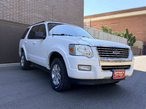 Used 2010 Ford Explorer XLT AWD/4WD image 9