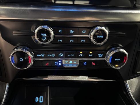 Used 2022 Ford F150 Lariat AWD/4WD image 33
