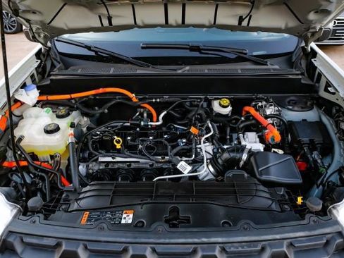 Used 2024 Ford Maverick XL image 54