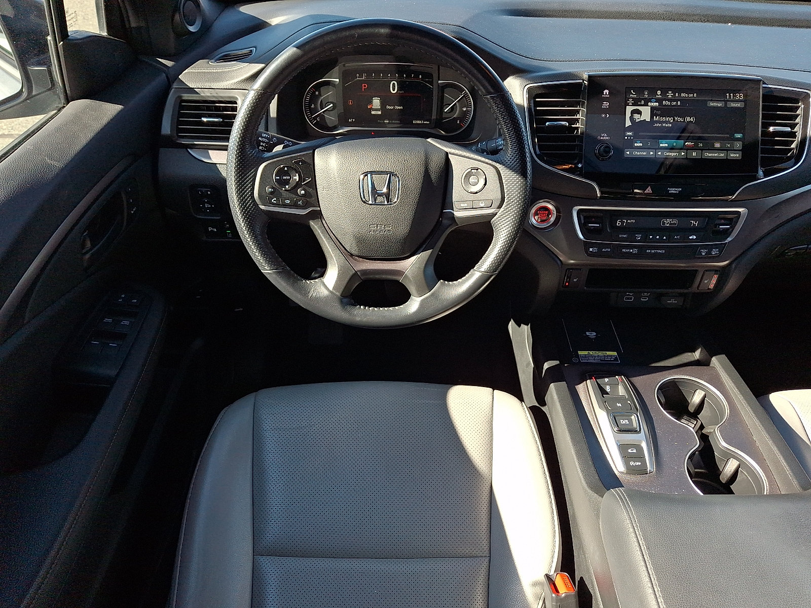 Used 2025 Honda Passport EX-L image 12