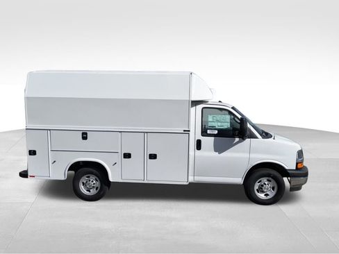 New 2025 Chevrolet Express 3500 w/ Power Convenience Package RWD image 2