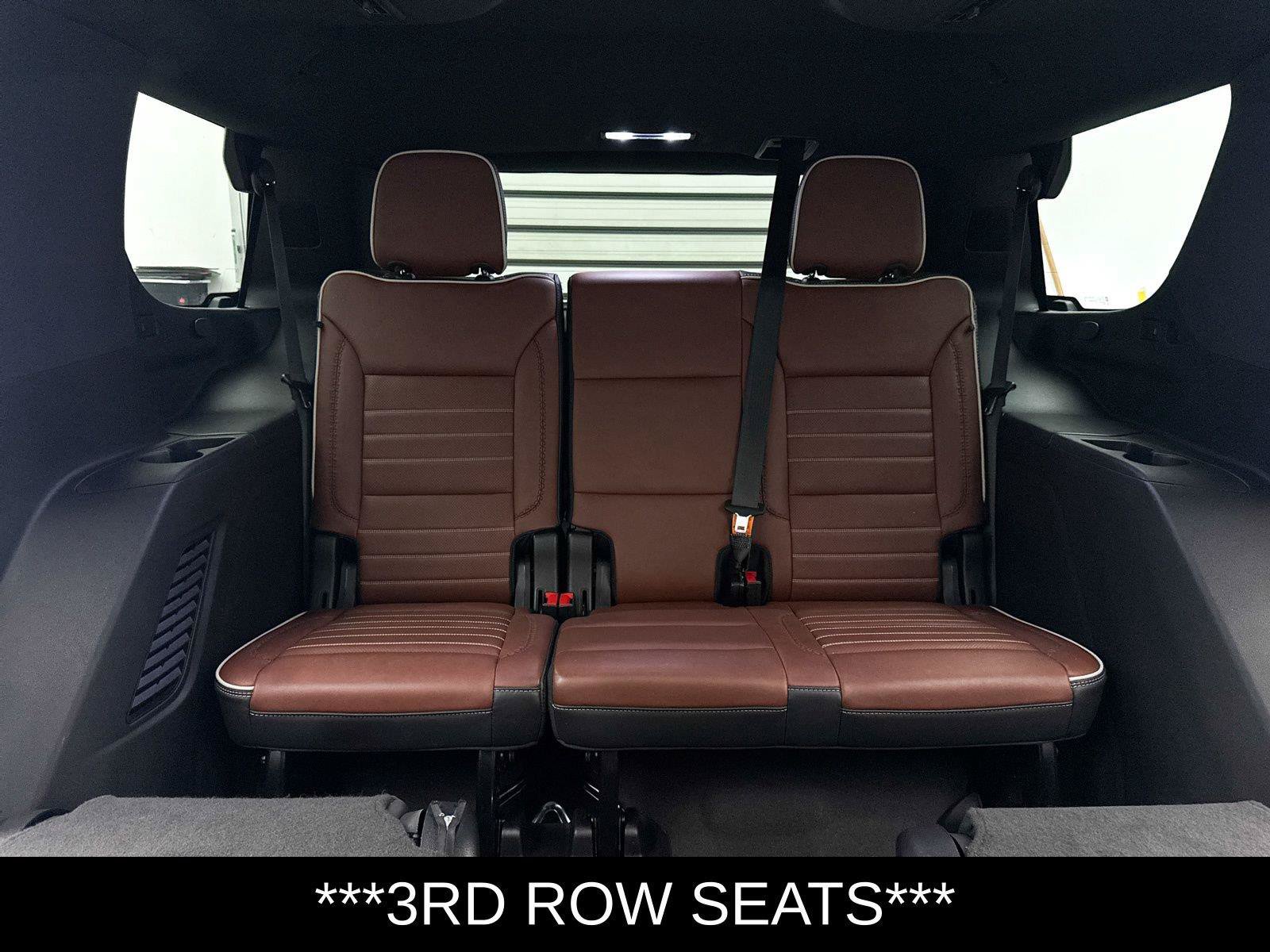 Used 2024 GMC Yukon Denali Ultimate AWD/4WD image 13