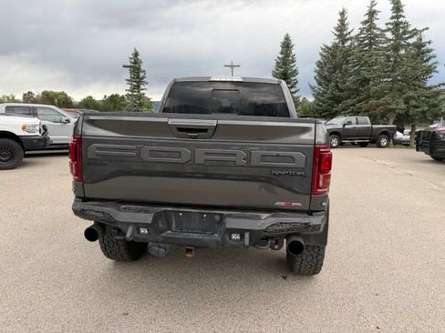 Used 2019 Ford F150 Raptor w/ Equipment Group 802A Luxury AWD/4WD image 13