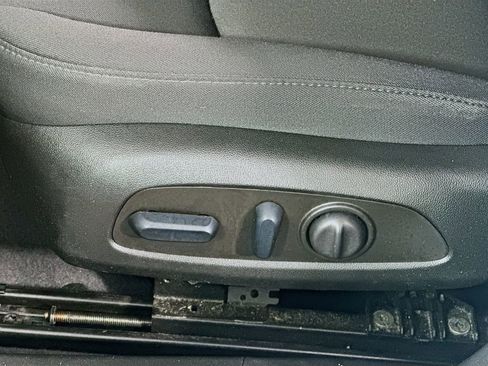 Used 2023 Chevrolet Malibu LT image 22