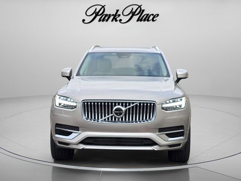 Used 2023 Volvo XC90 T8 Plus w/ Protection Package Premier AWD/4WD image 9