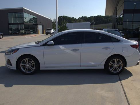 Used 2018 Hyundai Sonata SEL image 2