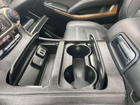 Used 2020 GMC Yukon XL Denali w/ Denali Ultimate Package image 32