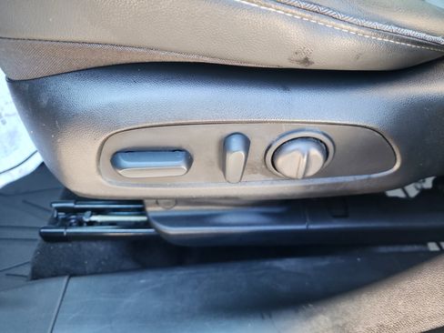 Used 2023 Buick Encore GX Essence w/ Experience Buick Package image 12