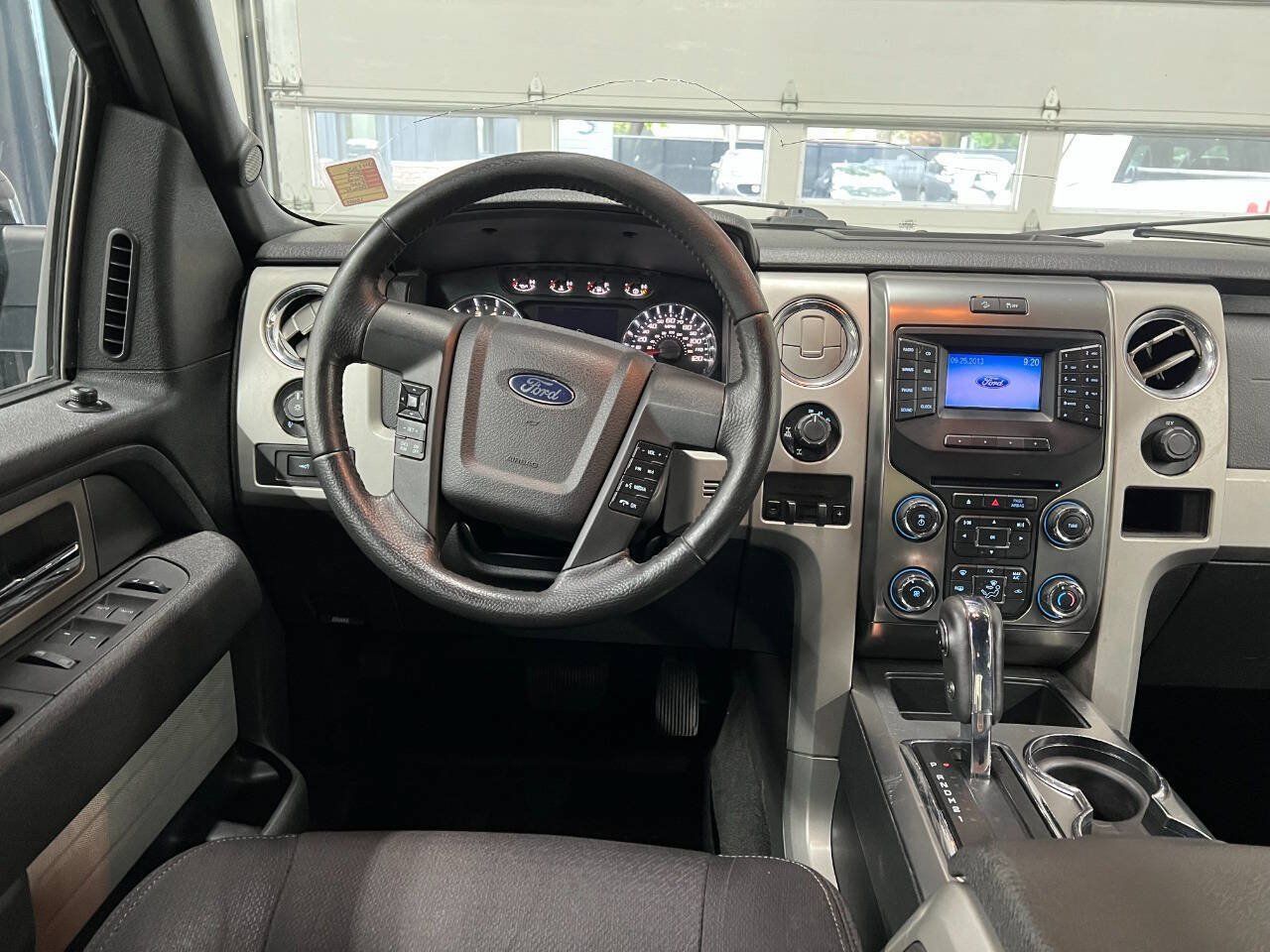 Used 2013 Ford F150 FX4 w/ Mid Equipment Group AWD/4WD image 8