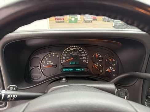 Used 2005 Chevrolet Avalanche LS image 15