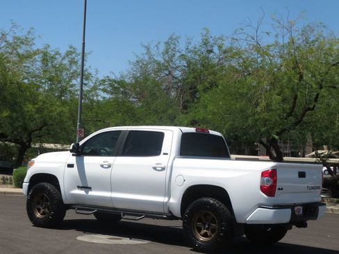 Used 2017 Toyota Tundra SR5 image 5