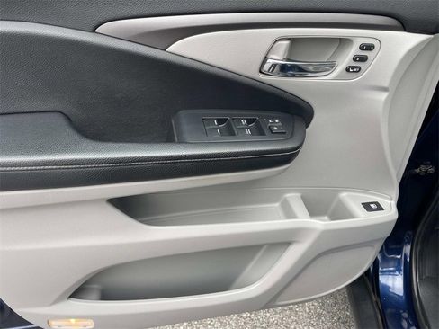 Used 2021 Honda Ridgeline RTL-E image 17