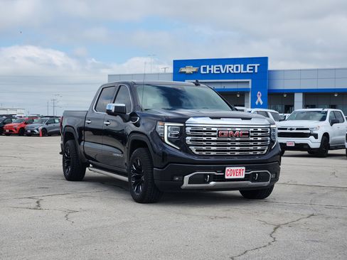 Used 2023 GMC Sierra 1500 Denali w/ Denali Reserve Package RWD image 3