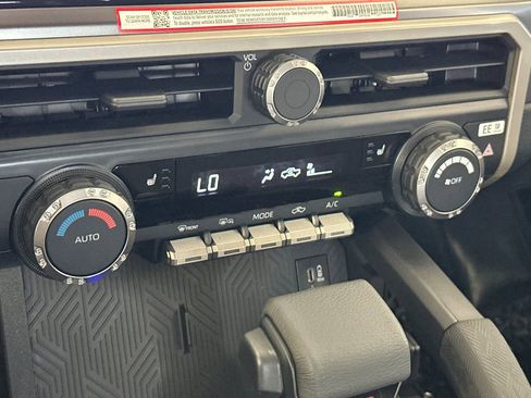 New 2026 Toyota Tacoma TRD Off-Road AWD/4WD image 18